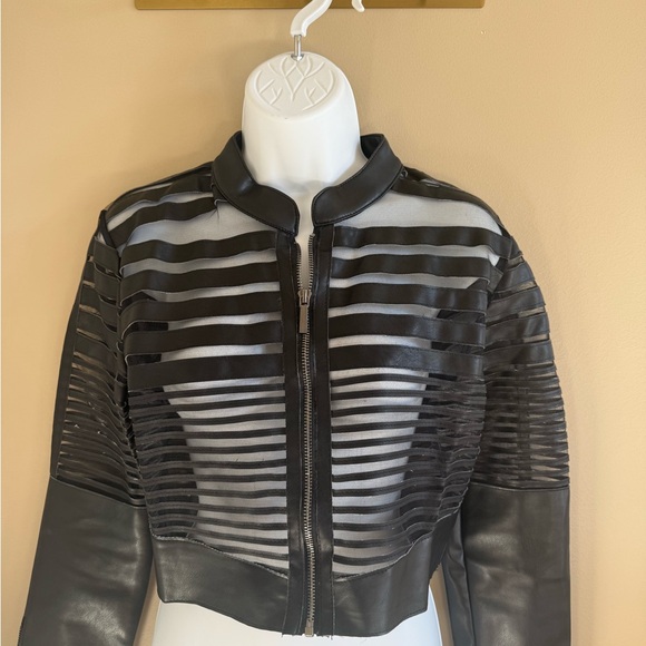 Black Cropped Leather Jacket - Picture 9 of 11